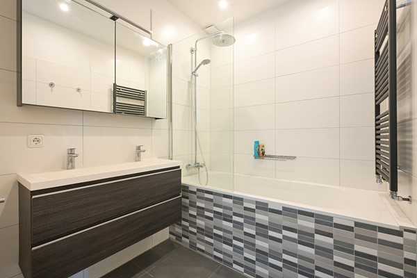 Medium property photo - Juliana van Stolberglaan 183, 2595 CD Den Haag